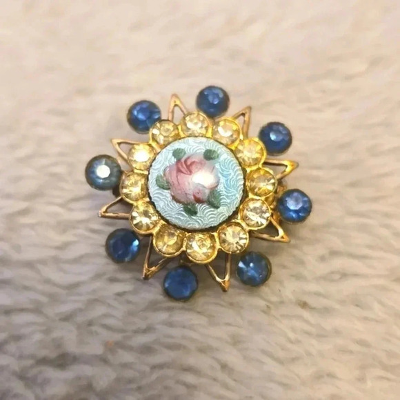 Jewelry - #349 Vintage brooch